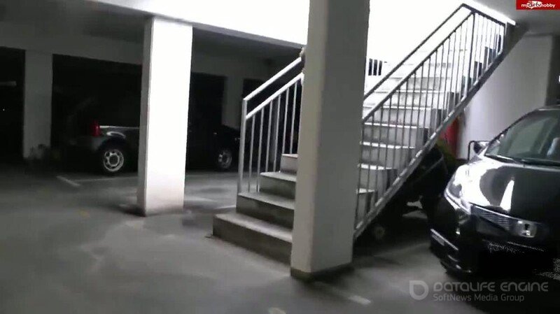 Sandy4Love - In die Tiefgarage gepisst [HD]